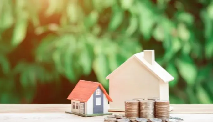 キャンバ：家とお金